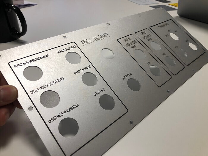 SERIG - Gravure impression et usinage de plaque alu 02