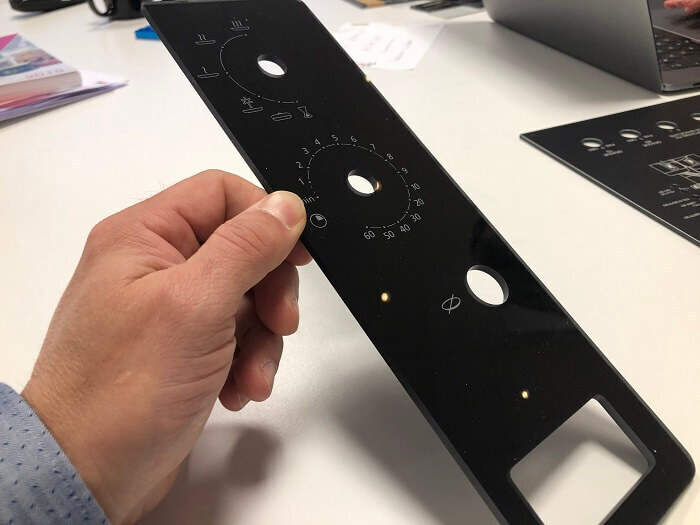 SERIG - impression Face avant rigide avec usinage 06