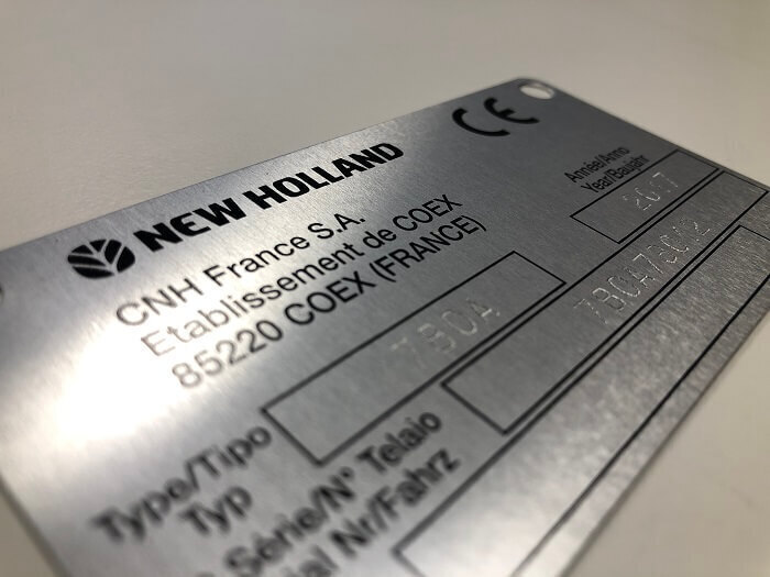 SERIG - Gravure et impression de plaque alu 03