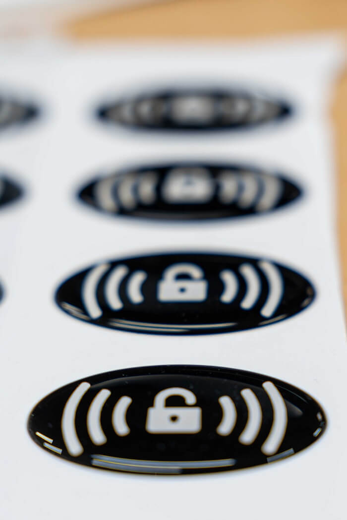 SERIG - Etiquette doming